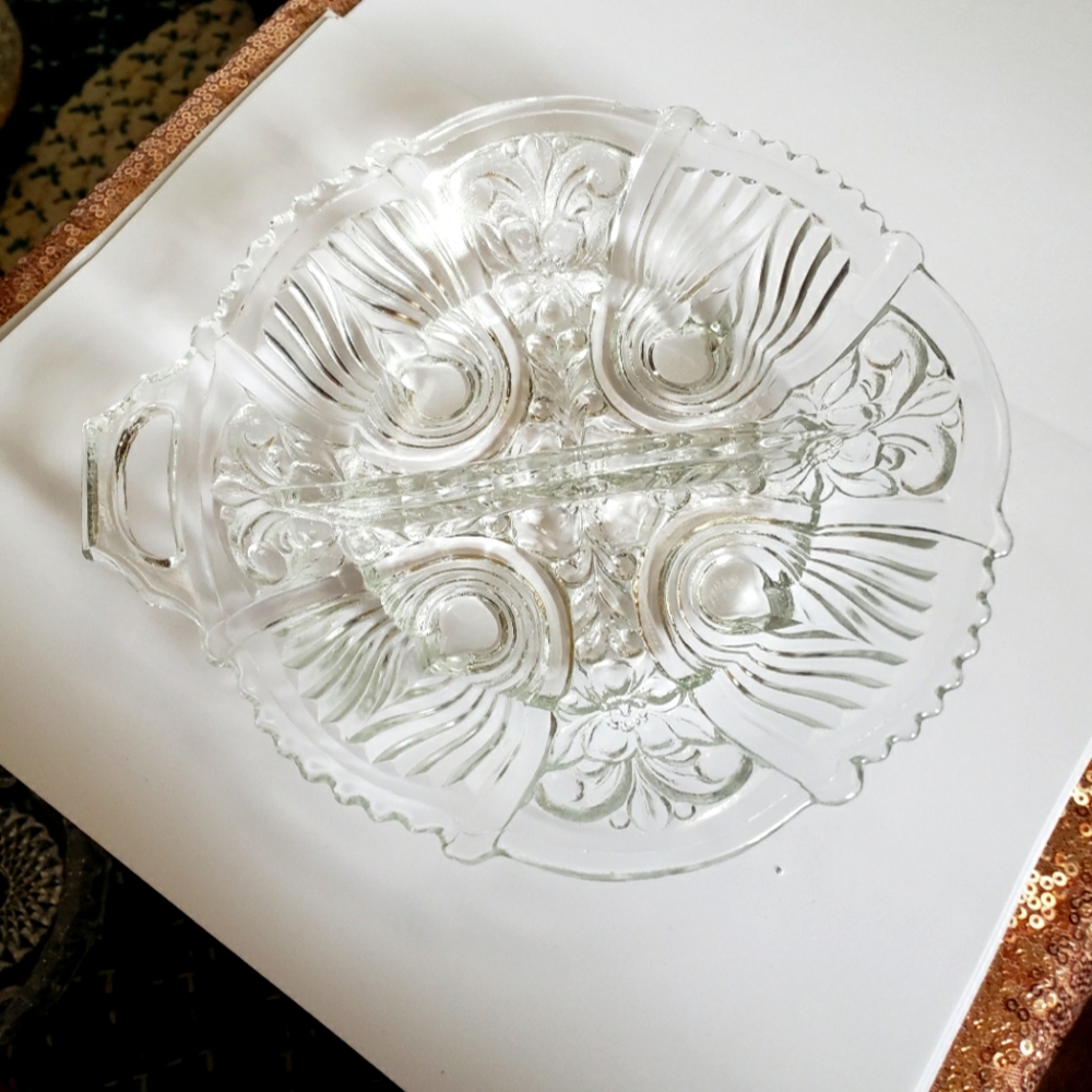 Vintage Indiana Glass Killarney Elegant Clear Glass Divided Serving Dish